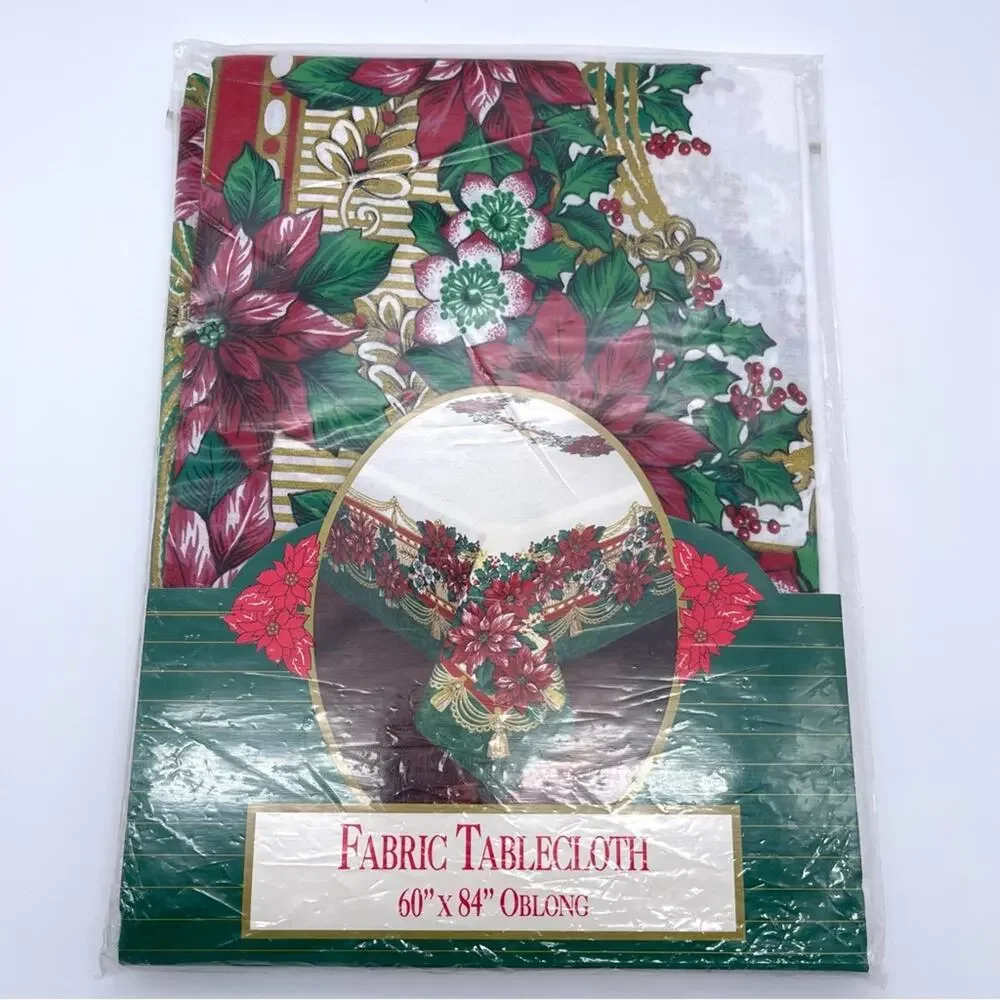 Vintage Town & Country Oblong Poinsettia Holiday Cotton Fabric Tablecloth 60x84